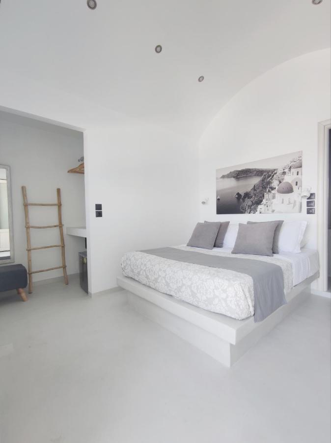 Caldera Cliff Suites Тира Экстерьер фото