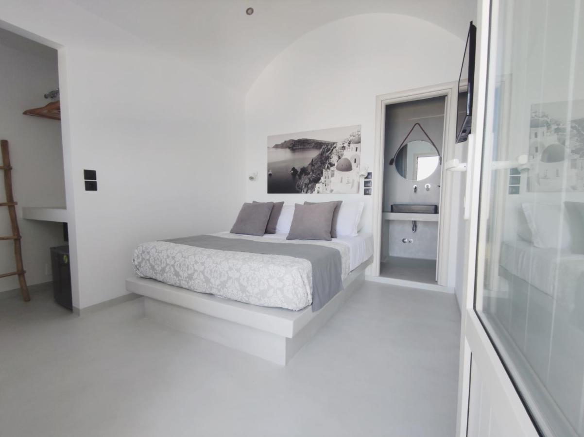 Caldera Cliff Suites Тира Экстерьер фото