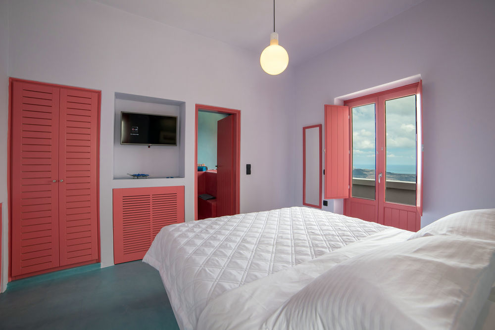 Caldera Cliff Suites Тира Экстерьер фото