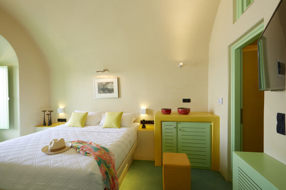 Caldera Cliff Suites Тира Экстерьер фото