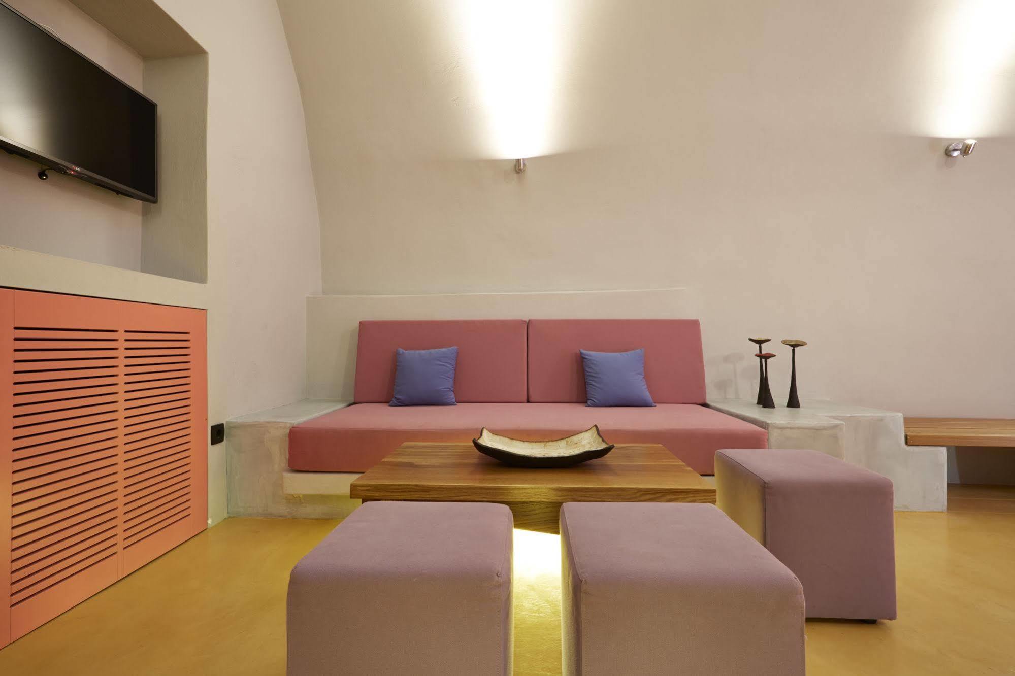 Caldera Cliff Suites Тира Экстерьер фото